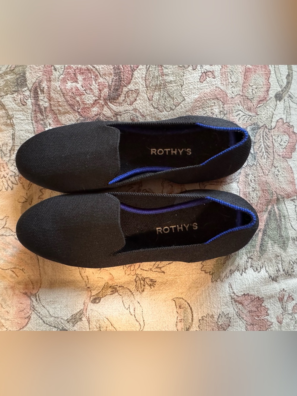 Rothy's Black Womens Slip-On Loafers with Blue Trim